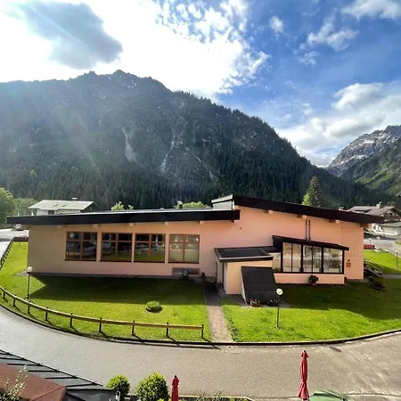 236 Mittelberg